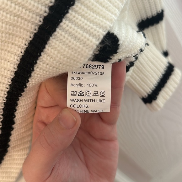 SHEIN sweater - Picture 5 of 7